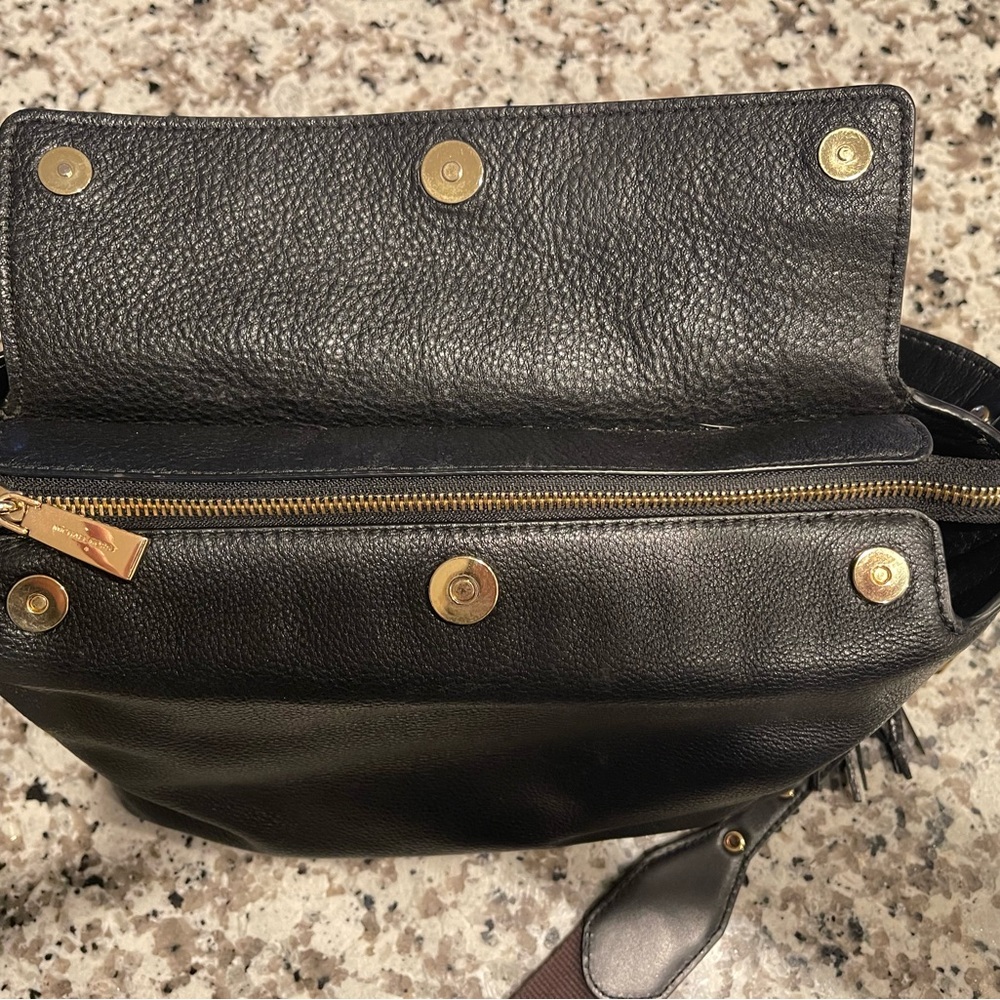Micheal Kors purse
